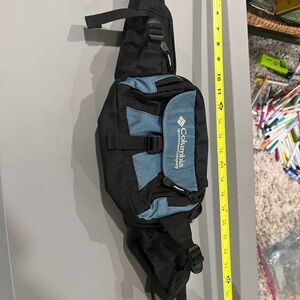 Columbia Two-Tone Men's Belt Bag